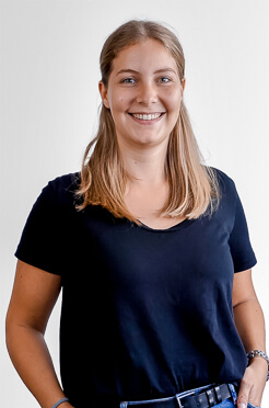 Leonie S. - Senior Product Strategist