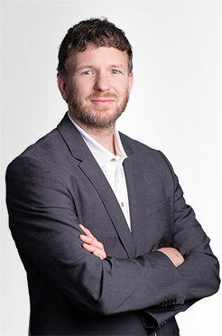 Tobias W. - Senior Recruiting Manager